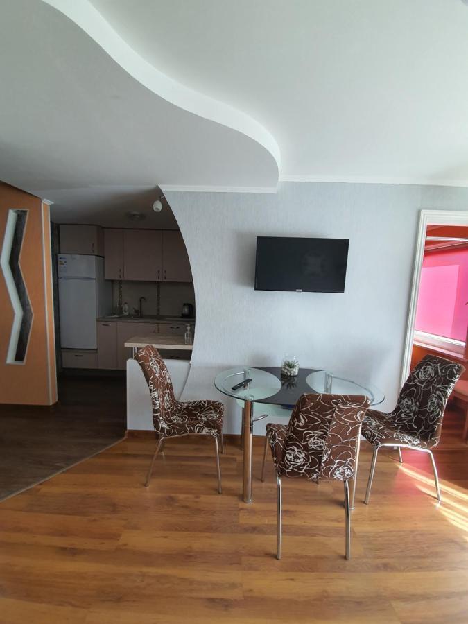 Vidumgravja Apartamenti Ventspils Exterior photo